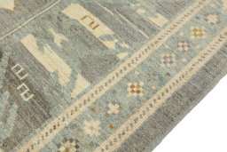 Central medallion detail of New Sultanabad rug from Iran / Persia