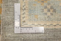Close-up detail of New Sultanabad rug from Iran / Persia showing Wool weave