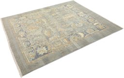 Corner detail of New Sultanabad rug showing border pattern and Wool pile