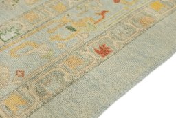 Close-up detail of New Sultanabad rug from Afghanistan showing Wool weave