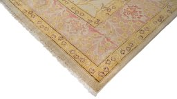 Backside of handmade New Sultanabad rug showing knot structure and weave density