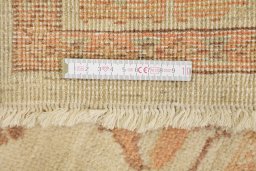 Full view of New Sultanabad rug from Iran / Persia, 295 × 175 cm in Cream tones