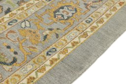 Central medallion detail of New Sultanabad rug from Afghanistan