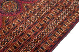 Central medallion detail of 1960s Torkaman rug from Uzbekistan