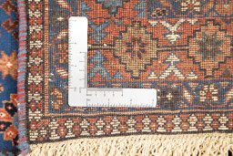 Close-up detail of 1990s Yalameh rug from Iran / Persia showing Wool weave