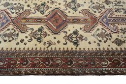 Close-up detail of 2000s Yalameh rug from Iran / Persia showing Wool weave