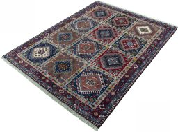 Corner detail of 2000s Yalameh rug showing border pattern and Wool pile