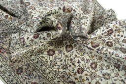 Surface texture of 2000s Kashan rug with natural Wool and intricate pattern