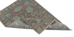 Central medallion detail of New Farahan rug from Pakistan