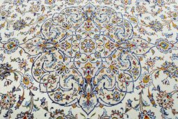Central medallion detail of 2000s Kashan rug from Iran / Persia