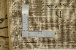 Corner detail of 1940s Vintage rug showing border pattern and Wool pile