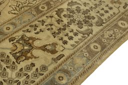 Close-up detail of 1940s Vintage rug from Iran / Persia showing Wool weave