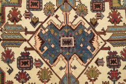 Close-up detail of 1900s Vintage rug from Iran / Persia showing Wool weave