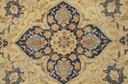 Central medallion detail of 1940s Vintage rug from Iran / Persia