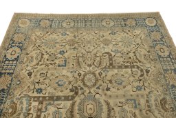 Surface texture of 1920s Vintage rug with natural Wool and intricate pattern