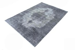 Corner detail of 1970s Vintage rug showing border pattern and Wool pile