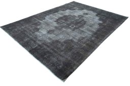 Corner detail of 1970s Vintage rug showing border pattern and Wool pile