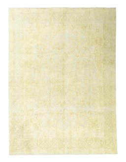 Full view of 1970s Vintage rug from Iran / Persia, 388 × 294 cm in Beige tones