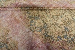 Close-up detail of 1950s Vintage rug from Pakistan showing Wool weave