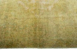 Full view of 1970s Vintage rug from Pakistan, 473 × 294 cm in Yellow tones