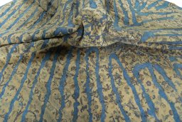 Close-up detail of 1970s Vintage rug from Pakistan showing Wool weave