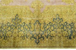 Full view of 1950s Vintage rug from Pakistan, 402 × 283 cm in Red tones