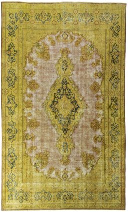 Full view of 1950s Vintage rug from Pakistan, 488 × 293 cm in Red tones