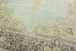 Close-up detail of 1950s Vintage rug from Pakistan showing Wool weave