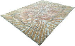 Corner detail of 1950s Vintage rug showing border pattern and Wool pile
