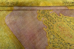 Close-up detail of 1950s Vintage rug from Pakistan showing Wool weave