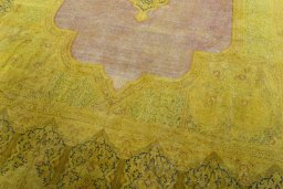 Close-up detail of 1950s Vintage rug from Pakistan showing Wool weave