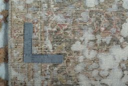 Close-up detail of 1950s Vintage rug from Pakistan showing Wool weave