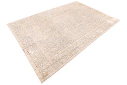 Close-up detail of 1955s Vintage rug from Iran / Persia showing Wool weave
