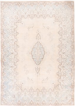 Full view of 1950s Vintage rug from Iran / Persia, 415 × 295 cm in Cream tones