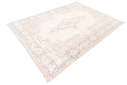Corner detail of 1950s Vintage rug showing border pattern and Wool pile