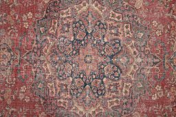 Corner detail of 1980s Vintage rug showing border pattern and Wool pile