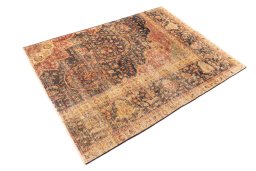 Close-up detail of 1945s Vintage rug from Iran / Persia showing Wool weave