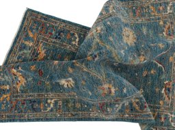 Full view of New Farahan rug from Pakistan, 126 × 81 cm in Blue tones