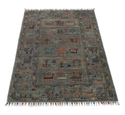 Surface texture of New Samarkand rug with natural Wool and intricate pattern