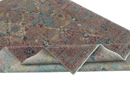 Central medallion detail of New Haj-jalili rug from Pakistan