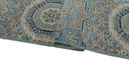 Close-up detail of New Mamluk rug from Pakistan showing Wool weave