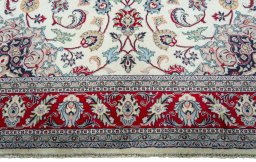 Full view of 2000s Sarough rug from Iran / Persia, 300 × 212 cm in Beige tones