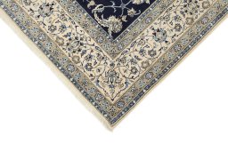 Backside of handmade 1990s Nain Silk rug showing knot structure and weave density