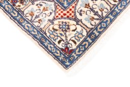 Central medallion detail of 2002s Nain Silk rug from Iran / Persia
