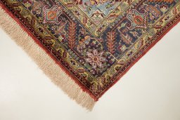 Backside of handmade 1960s Tabriz Silk rug showing knot structure and weave density
