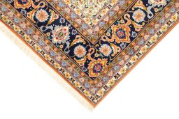 Backside of handmade 1990s Tabriz Silk rug showing knot structure and weave density