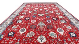 Backside of handmade New Tabriz Silk rug showing knot structure and weave density