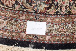 Central medallion detail of 2020s Tabriz Silk rug from Iran / Persia