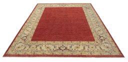 Surface texture of New Farahan rug with natural Wool and intricate pattern