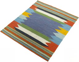 Corner detail of New Kilim Sofre rug showing border pattern and Wool pile